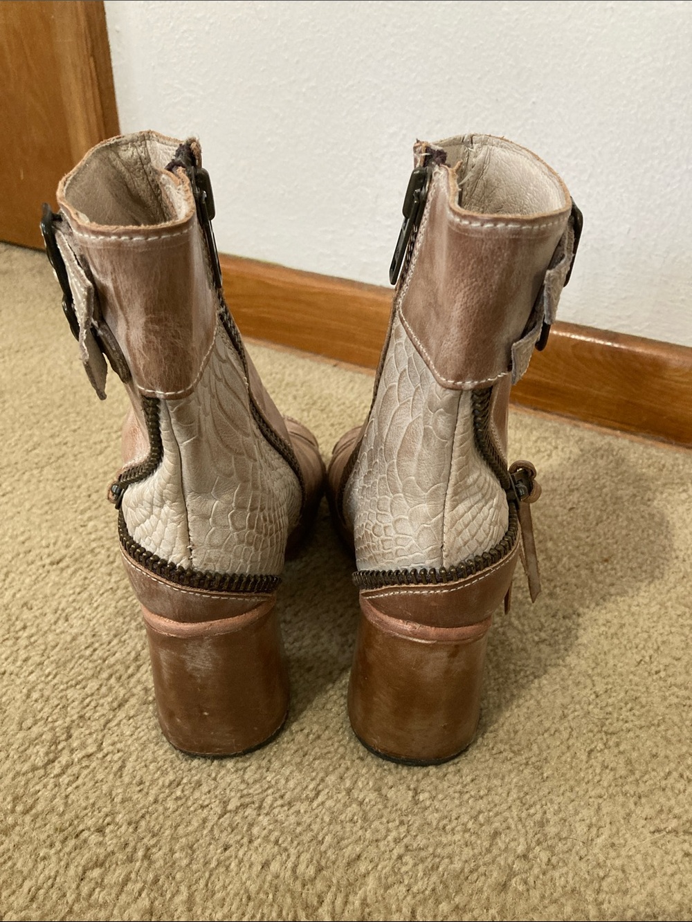 Freebird Zombi open toe booties Size 9 - Picture 4 of 6